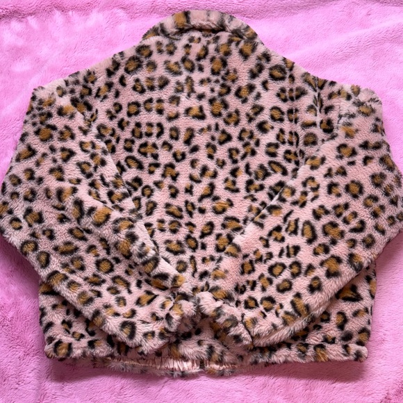 Pink Leopard Print Faux Fur Bomber Jacket w/ Silky Interior Lining - Picture 3 of 4